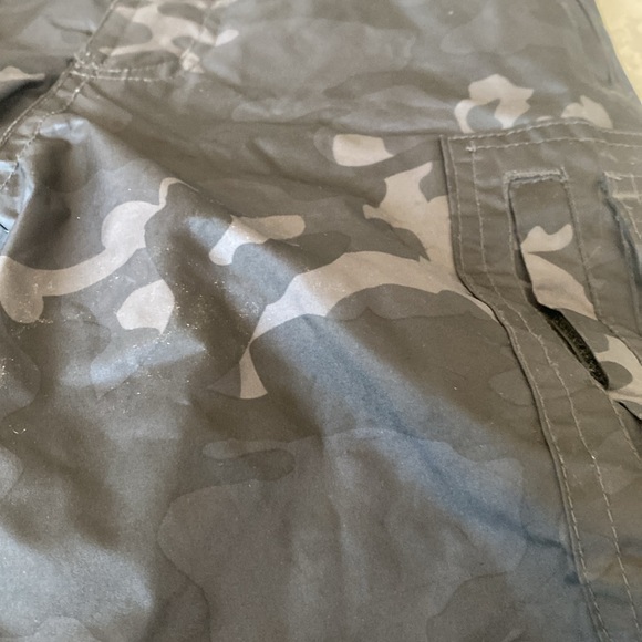 32 Degree Weatherproof Ski Pants - Size 10/12 - Picture 2 of 4